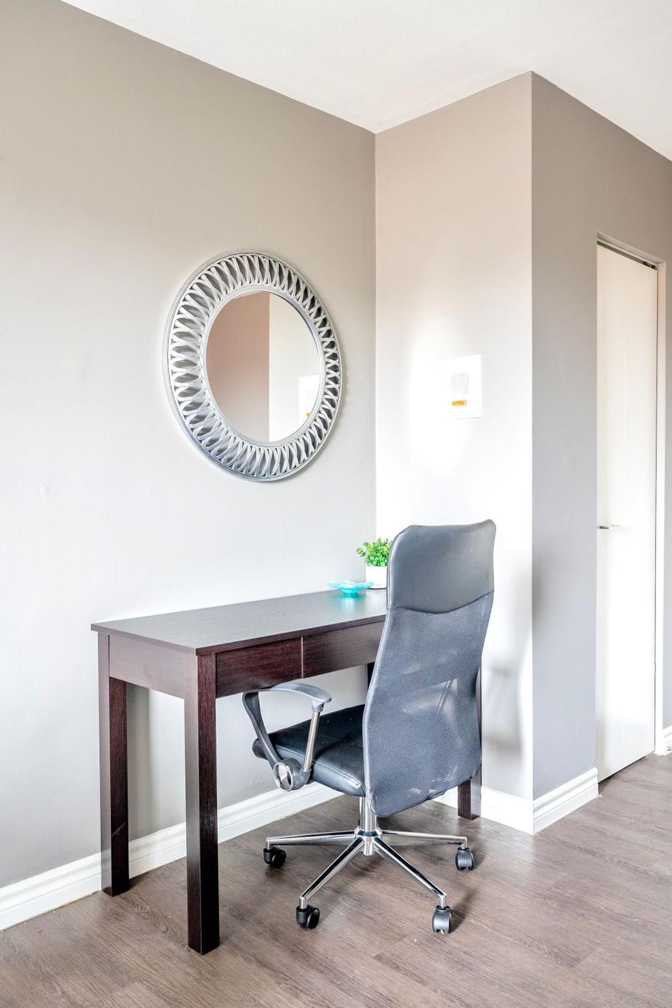 해밀턴 Newly Renovated 2Br Unit In Glenview West 아파트 외부 사진